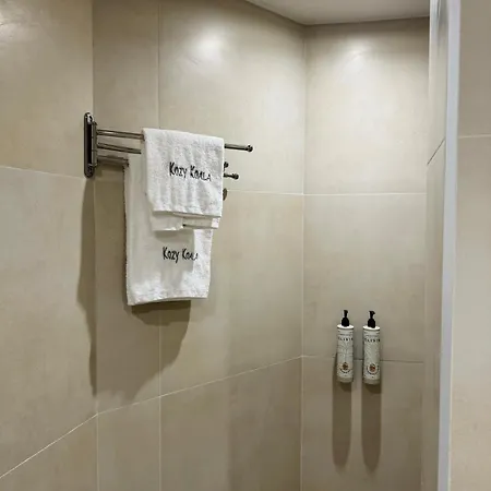 Charming 2br Basement Near Akropolis By Kozy Koala Apartment *