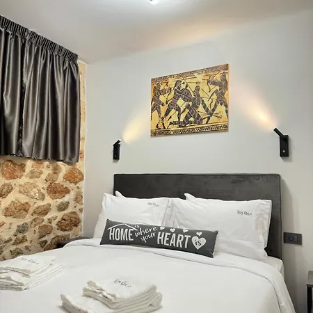 Apartment Charming 2br Basement Near Akropolis By Kozy Koala Athens